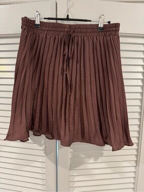 Wish List Pleated Drawstring Circle Skirt in Deep Brown